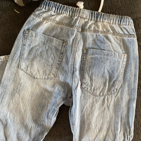 Three Birds Nest Easel relaxed jeans - Picture 5 of 6